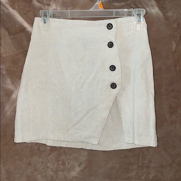 Forever 21 Cream Buttoned Skirt - Picture 2 of 4